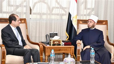 الأزهري ورئيس لجنة الشئون الدينية بمجلس الشيوخ يبحثان سبل الارتقاء بوزارة الأوقاف