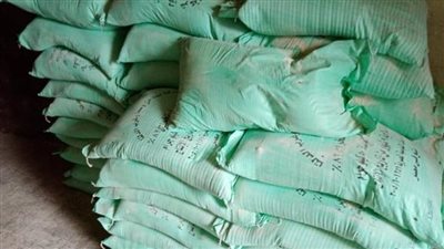 إحباط تهريب ٢٤ طن دقيق مدعم داخل سيارة في أطفيح