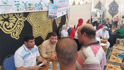 جامعة دمنهور تشارك بقافلة أنت الحياة بالتعاون مع مؤسسة حياة كريمة