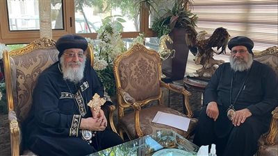 البابا تواضروس يتلقى تقريرا عن دير القديس يحنس القصير