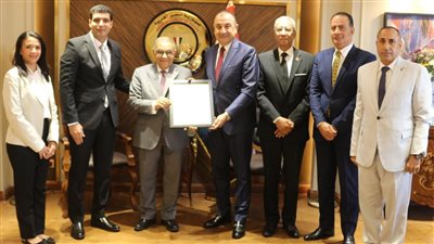 مركز معلومات قطاع الأعمال العام يحصل على شهادة الأيزو 