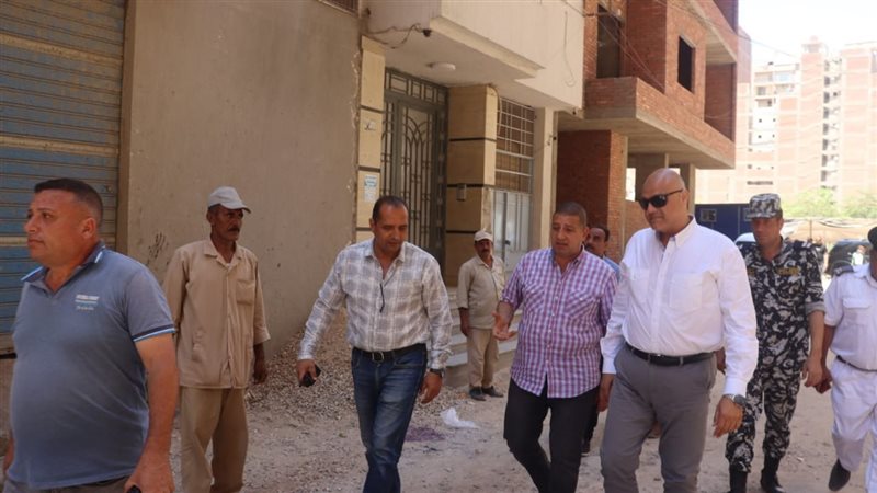 محافظ القليوبية خلال