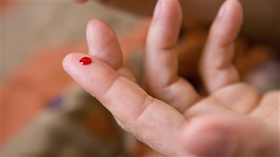 من قطرة دم واحدة، طريقة واعدة للتنبؤ بـ 67 مرضا متنوعة أخطرهم السرطان