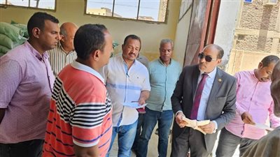 وكيل تموين الأقصر يتفقد سير العمل بالمطاحن والمخابز