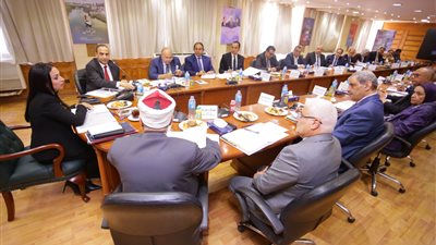 وزيرة التضامن تترأس اجتماعا لمجلس إدارة بنك ناصر الاجتماعي