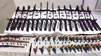 ضبط 66 سلاحا ناريا و13 قضية مخدرات في حملة أمنية بأسوان ودمياط وأسيوط