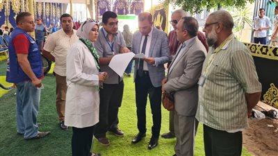وكيل صحة البحيرة يتفقد القافلة الطبية العلاجية بقرية قومبانية أبوقير بكفر الدوار 