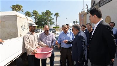 محافظ الدقهلية يشهد استلام مليون ذريعة من أسماك مبروكة الحشائش (صور)