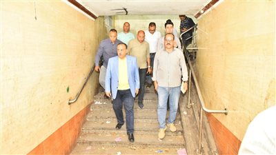 محافظ أسيوط يوجه بدراسة استكمال نفق المشاة بين مجمع مواقف شرق وغرب السكة الحديد (صور)