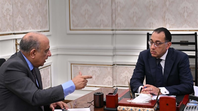 رئيس الوزراء ووزير