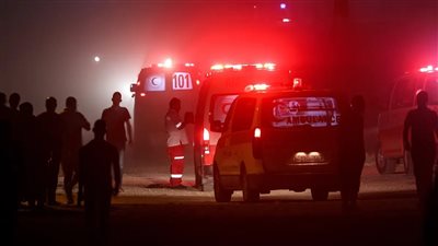 قوات الاحتلال تمنع سيارات الإسعاف من إنقاذ المصابين بمخيم قلنديا (فيديو)