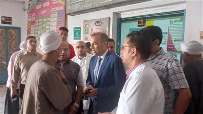 وكيل صحة البحيرة يتفقد سير العمل بمستشفى الرحمانية