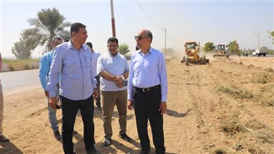 محافظ المنيا يوجه بسرعة طرح وتشغيل مجمع مواقف سيارات الأجرة 