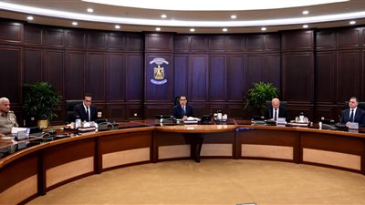 مهمتنا جميعًا خدمة المواطن، مدبولي يوجه بالتعامل بحسم مع أي تقصير من الجهات التنفيذية