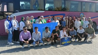 جامعة دمنهور تطلق أول أفواجها الطلابية للمشاركة في مهرجان 