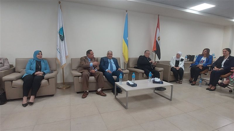 جانب من المؤتمر الصحفي،