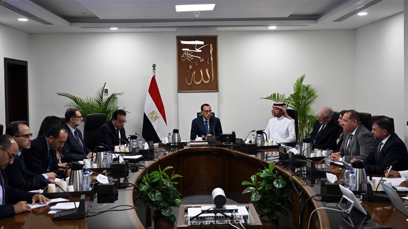 اجتماع برئاسة الدكتور