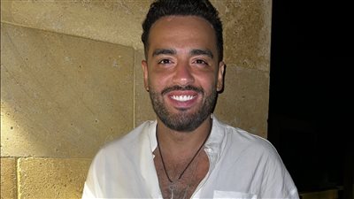 رامي جمال يحتفل بعيد ميلاده الـ 40