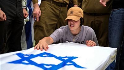  إذاعة جيش الاحتلال تعلن استعادة جثتين محتجزتين من غزة 