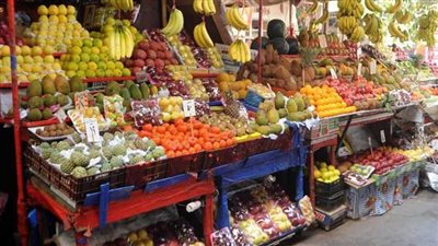 الجوافة تبدأ من 12 جنيهًا، تعرف على أسعار الفاكهة بسوق العبور