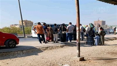 غضب أهالي الشرقية بسبب رفع السائقين للأجرة دون تحديد التعريفة الرسمية (صور)