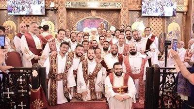 الأنبا ميخائيل يرسم شمامسة جددا ويدشن أواني في عيد مارجرجس بحلوان