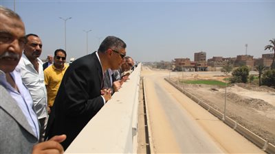 جولة لمحافظ الجيزة على المحاور المرورية الجديدة