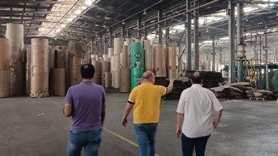 حملة تفتيش بيئية على مصانع العاشر من رمضان بالشرقية 