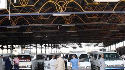 محافظ أسوان يعلن أسعار أجرة المواصلات الجديدة بزيادة تصل لـ15% ؜(صور)