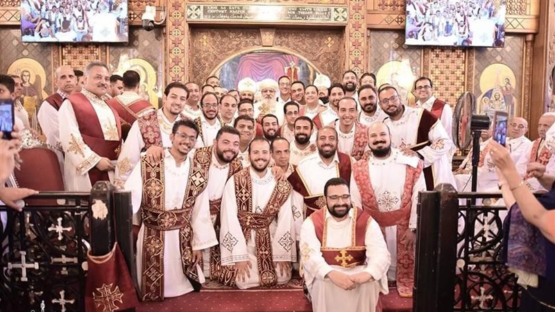 أسقف حلوان, فيتو