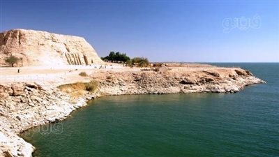 محافظ أسوان: إعادة فتح الحركة المرورية بالطريق البرى واستثناف الملاحة النهرية ببحيرة ناصر (صور)