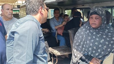 نائب محافظ الأقصر للركاب: محدش يدفع أكتر من التعريفة المحددة وهاحاسب المخالفين (فيديو وصور)