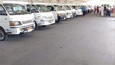 محافظ دمياط يوجه بتكثيف الحملات لمتابعة محطات الوقود وانتظام العمل بمواقف سيارات الأجرة 