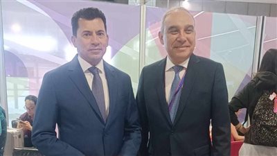 السفير المصري في باريس يستقبل بعثة مصر استعدادًا للأولمبياد
