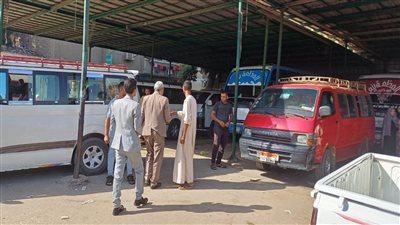 حملات رقابية على محطات الوقود ومواقف السيارات بأسيوط