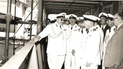 قصة خروج الملك فاروق من مصر.. تنازل عن العرش في قصر رأس التين.. استقل يخت المحروسة إلى نابولي.. وألقى بيانا بعد وصوله الأراضي الإيطالية 