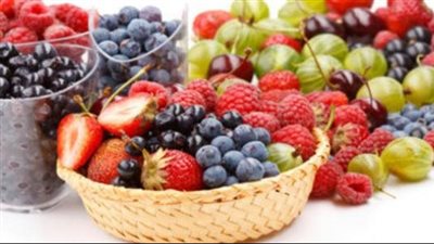 فاكهة الصيف عديدة الفوائد.. غنية بالعناصر المهمة للجسم.. الحساسية وارتفاع السكر أبرز أضرارها.. وهذه أفضل الطرق والأفكار المبتكرة والصحية لتناولها والاستفادة منها