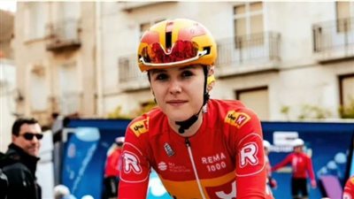 حادث ينهي حلم لاعبة دراجات دنماركية ويجبرها على الانسحاب من أولمبياد باريس