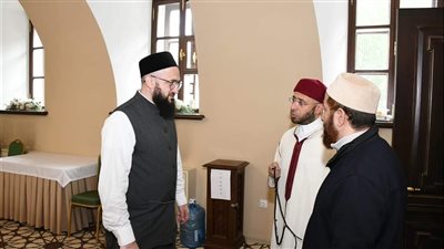 وزير الأوقاف يوجه بتسيير اختيار الأساتذة في علوم القرآن الكريم لرسم المصحف في تتارستان 