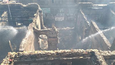 أخبار الحوادث اليوم: مشاهد من حريق سوق العتبة.. اندلاع النيران في عقار بعين شمس.. مصرع وإصابة شخصين في انهيار عقار الكيت كات