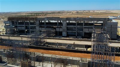 القومية للأنفاق تستعرض أعمال تنفيذ محطة الضبعة للقطار السريع (صور) 