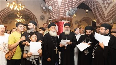 أسقف إيبارشية نجع حمادي يترأس صلوات ذكرى الأنبا بضابا