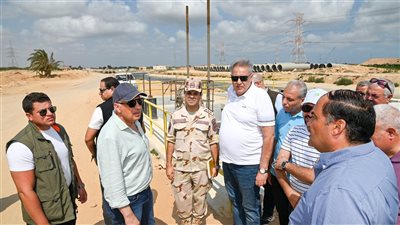 وزير الري يتفقد محطة نقل المياه للدلتا الجديدة وترعتي النصر والحمام (صور)