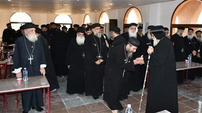 تفاصيل اجتماع الأنبا ميخائيل بكهنة حلوان لمناقشة ترتيبات الخدمة