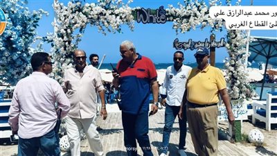 رفع الرايات الحمراء على شواطئ القطاع الغربي بالإسكندرية 