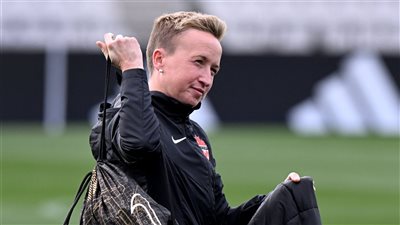 بسبب التجسس، فيفا يعاقب مدربة كندا وخصم 6 نقاط من المنتخب بأولمبياد باريس