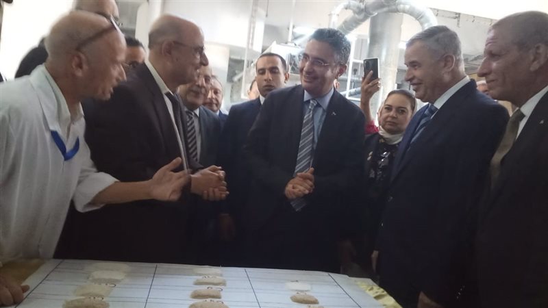 وزير التموين خلال