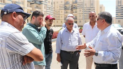 رئيس جهاز مدينة السادات يتفقد المشروعات الجاري تنفيذها بقطاعات الطرق والمرافق والإسكان