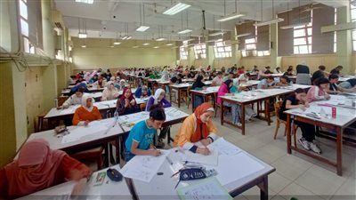  702 طالب يؤدون اختبارات القدرات بكلية الفنون الجميلة بحلوان اليوم (صور) 