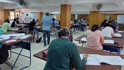 492 طالبا وطالبة استقبلتهم كلية الفنون التطبيقية بجامعة حلوان لأداء اختبارات القدرات